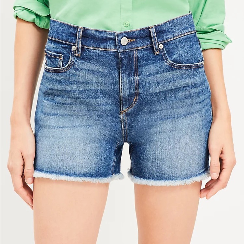 ❤️ LOFT High Rise Stretch Denim Shorts